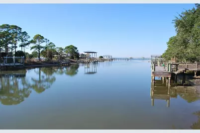 304 Patton St, Saint George Island, FL 32328 - Photo 16