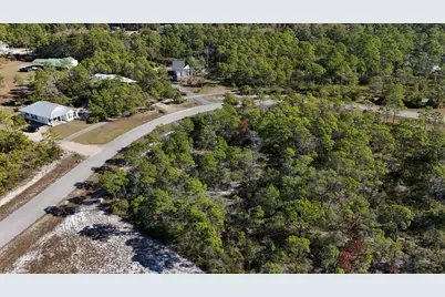 382 Lily Cir., Eastpoint, FL 32328 - Photo 4