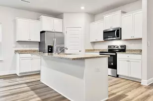 512 Vermilion Cir, Port Saint Joe, FL 32456 - Photo 4