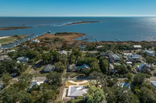 23 8th St, Apalachicola, FL 32320 - Photo 42