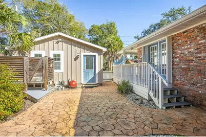 23 8th St, Apalachicola, FL 32320 - Photo 30