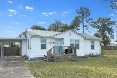 212 12th St, Port Saint Joe, FL 32456 - Photo 1