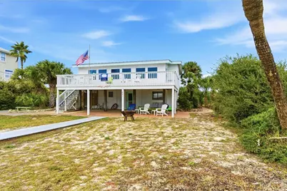 801 W Gorrie Dr, Saint George Island, FL 32328 - Photo 2