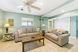 801 W Gorrie Dr, Saint George Island, FL 32328 - Photo 10