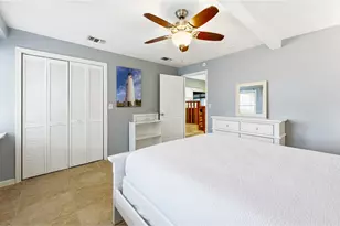 801 W Gorrie Dr, Saint George Island, FL 32328 - Photo 20