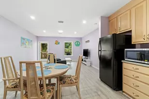 51 Market St, Apalachicola, FL 32320 - Photo 20