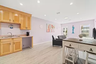 51 Market St, Apalachicola, FL 32320 - Photo 22