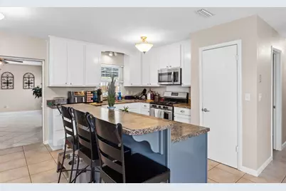 108 Monica Dr, Port Saint Joe, FL 32456 - Photo 8