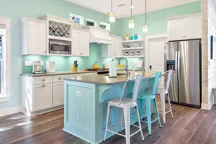 104 N 35th St, Mexico Beach, FL 32456 - Photo 4