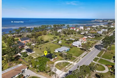 1608 Monument Ave, Port Saint Joe, FL 32456 - Photo 4