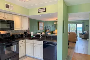 240 W Gorrie Dr, Saint George Island, FL 32328 - Photo 32