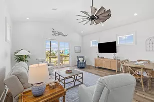 163 W Gulf Beach Dr, Saint George Island, FL 32328 - Photo 12