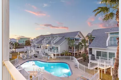 100 38th St #C, Mexico Beach, FL 32456 - Photo 2