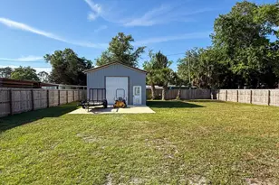 901 Twentieth St, Port Saint Joe, FL 32456 - Photo 8