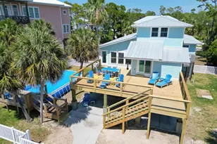 509 W Sawyer St, Saint George Island, FL 32328 - Photo 2