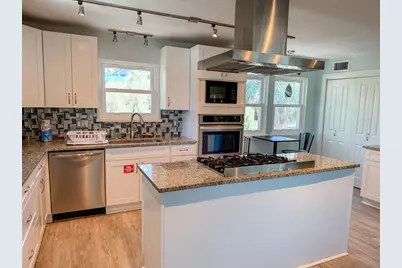 509 W Sawyer St, Saint George Island, FL 32328 - Photo 12