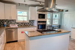 509 W Sawyer St, Saint George Island, FL 32328 - Photo 12