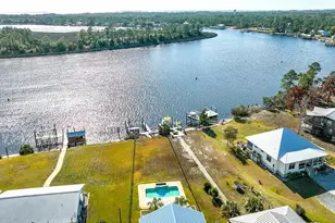 387 River Rd, Carrabelle, FL 32322 - Photo 6