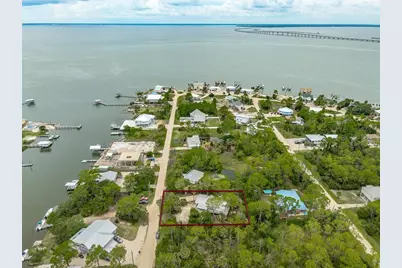 319 Patton St, Saint George Island, FL 32328 - Photo 2