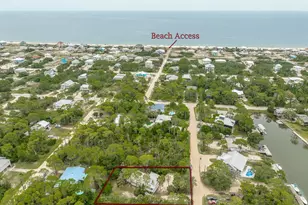 319 Patton St, Saint George Island, FL 32328 - Photo 34