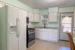 173 Bonita St, Port Saint Joe, FL 32456 - Photo 10