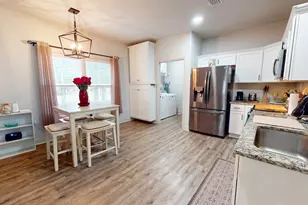 105 Saunders Cir, Port Saint Joe, FL 32456 - Photo 6