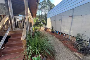 911 7th St, Carrabelle, FL 32322 - Photo 14