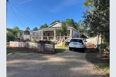 911 7th St, Carrabelle, FL 32322 - Photo 32