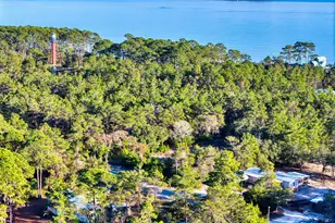 2000 Lighthouse Rd, Carrabelle, FL 32322 - Photo 10