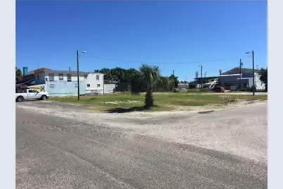 60 W Bay Shore Dr, Saint George Island, FL 32328 - Photo 12