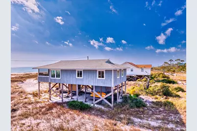 391 Gulf Shore Dr, Carrabelle, FL 32322 - Photo 2