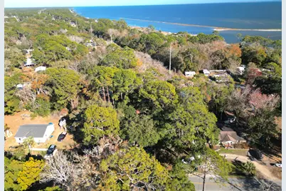 34 Shuler St, Eastpoint, FL 32328 - Photo 4