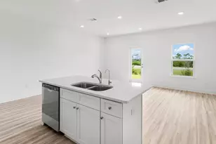 344 Chateau Ln, Port Saint Joe, FL 32456 - Photo 8