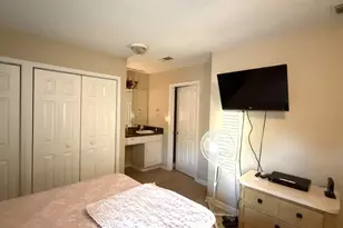 30 Jefferson St, Eastpoint, FL 32328 - Photo 16