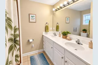 30 Jefferson St, Eastpoint, FL 32328 - Photo 14