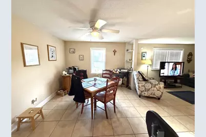 30 Jefferson St, Eastpoint, FL 32328 - Photo 8