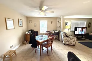 30 Jefferson St, Eastpoint, FL 32328 - Photo 8