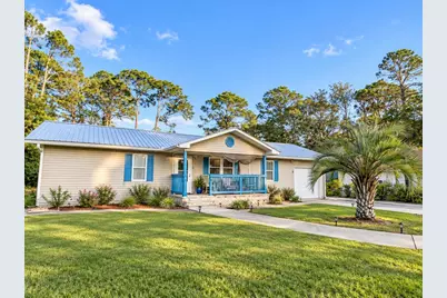 30 Jefferson St, Eastpoint, FL 32328 - Photo 2