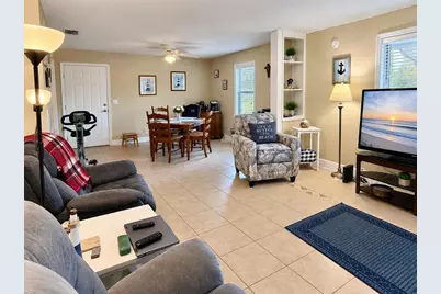 30 Jefferson St, Eastpoint, FL 32328 - Photo 6