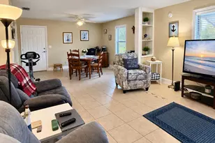 30 Jefferson St, Eastpoint, FL 32328 - Photo 6