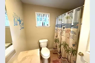 30 Jefferson St, Eastpoint, FL 32328 - Photo 24