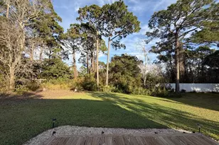 30 Jefferson St, Eastpoint, FL 32328 - Photo 24