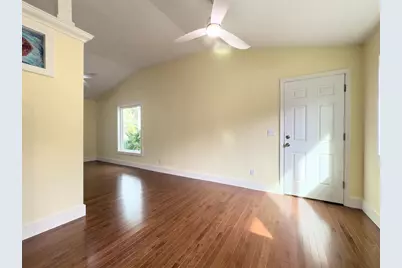 222 1/2 Ave D, Apalachicola, FL 32320 - Photo 8