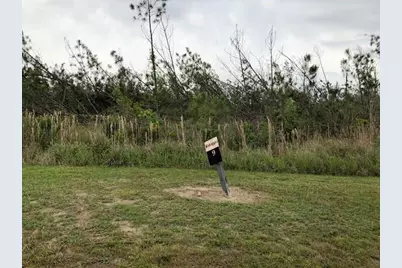 813 Wide Water Cir, Wewahitchka, FL 32465 - Photo 2