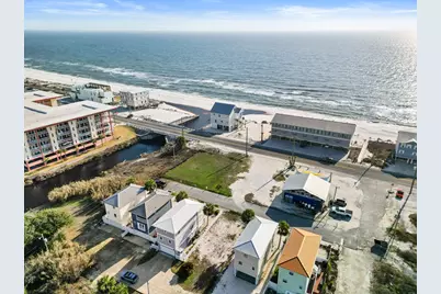 830 Oleander Ave, Mexico Beach, FL 32456 - Photo 2