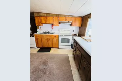 214 4th St, Apalachicola, FL 32320 - Photo 8