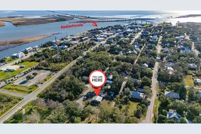 214 4th St, Apalachicola, FL 32320 - Photo 4