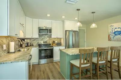 111 11th St, Apalachicola, FL 32320 - Photo 10