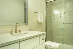 111 11th St, Apalachicola, FL 32320 - Photo 14