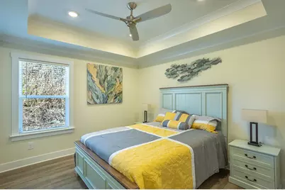 111 11th St, Apalachicola, FL 32320 - Photo 12